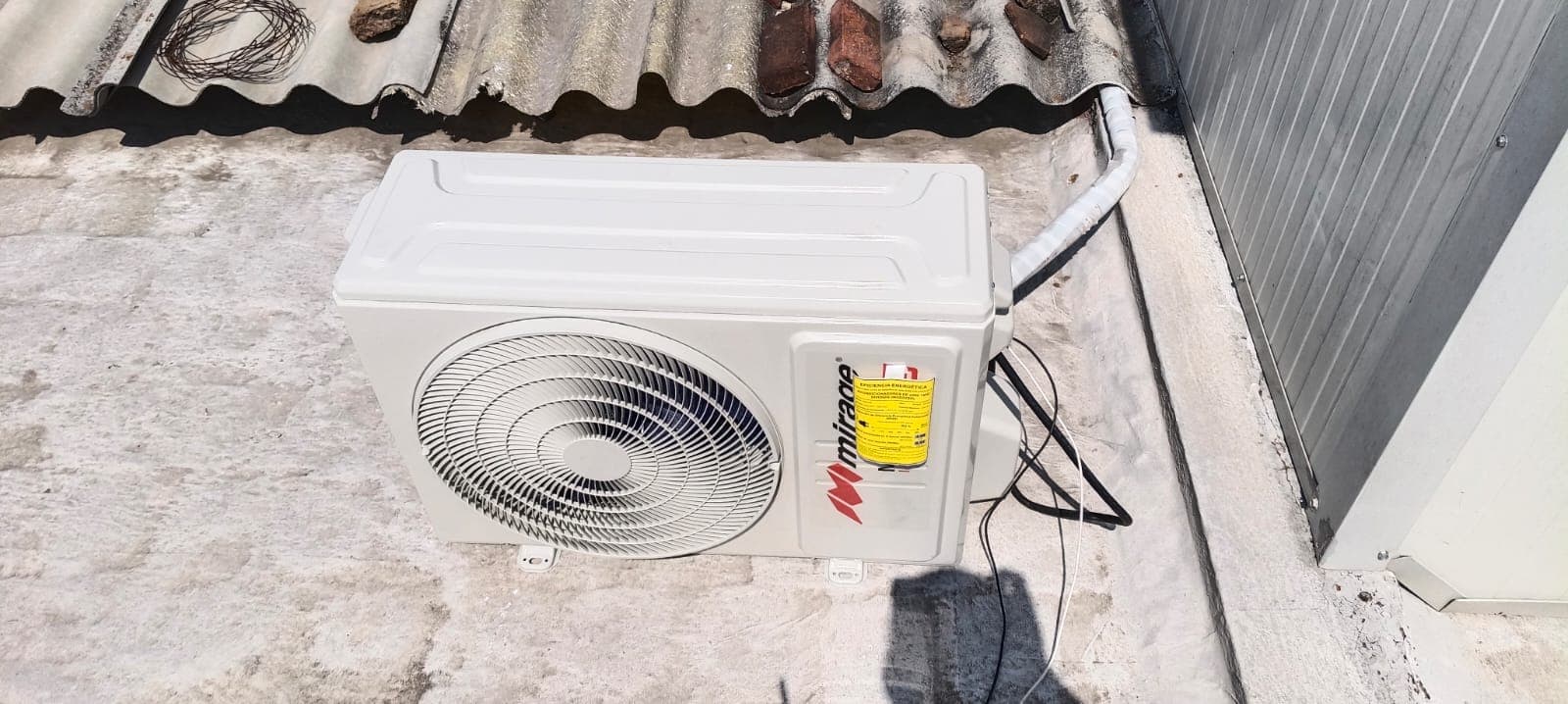 Trabajo real de aire acondicionado realizado por Mr. Frío, fotografía 185